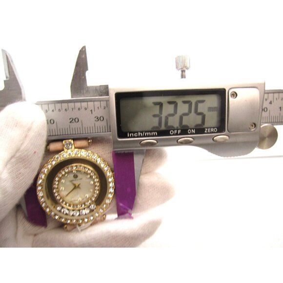 Elegant Gold and Pink Watch - Picture 2 of 8